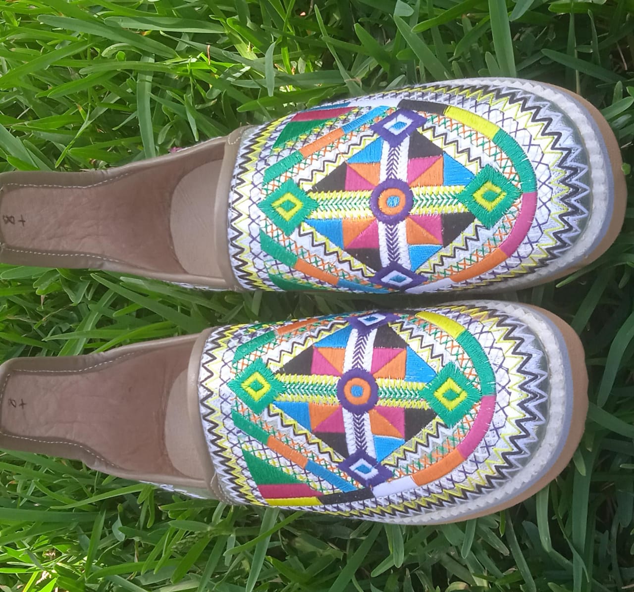 Handmade Amazigh Embroidered Leather Shoes – Silver Moroccan Slip-ons for Women
