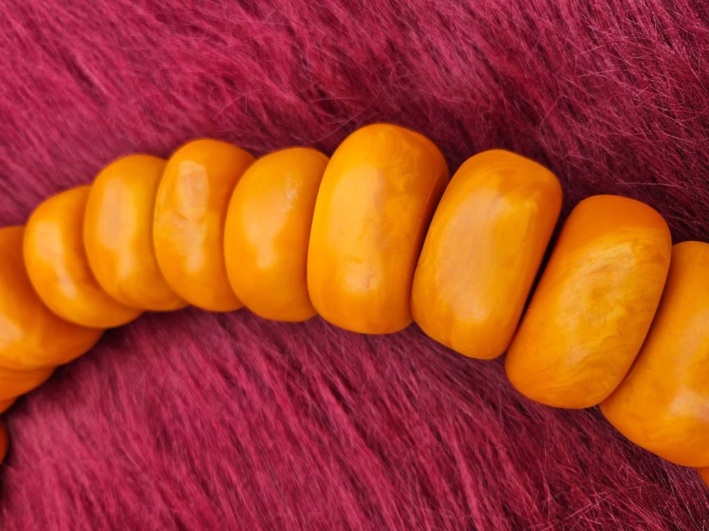 Handmade Moroccan Resin Bead Necklace – Berber Style Statement Jewelry for Women