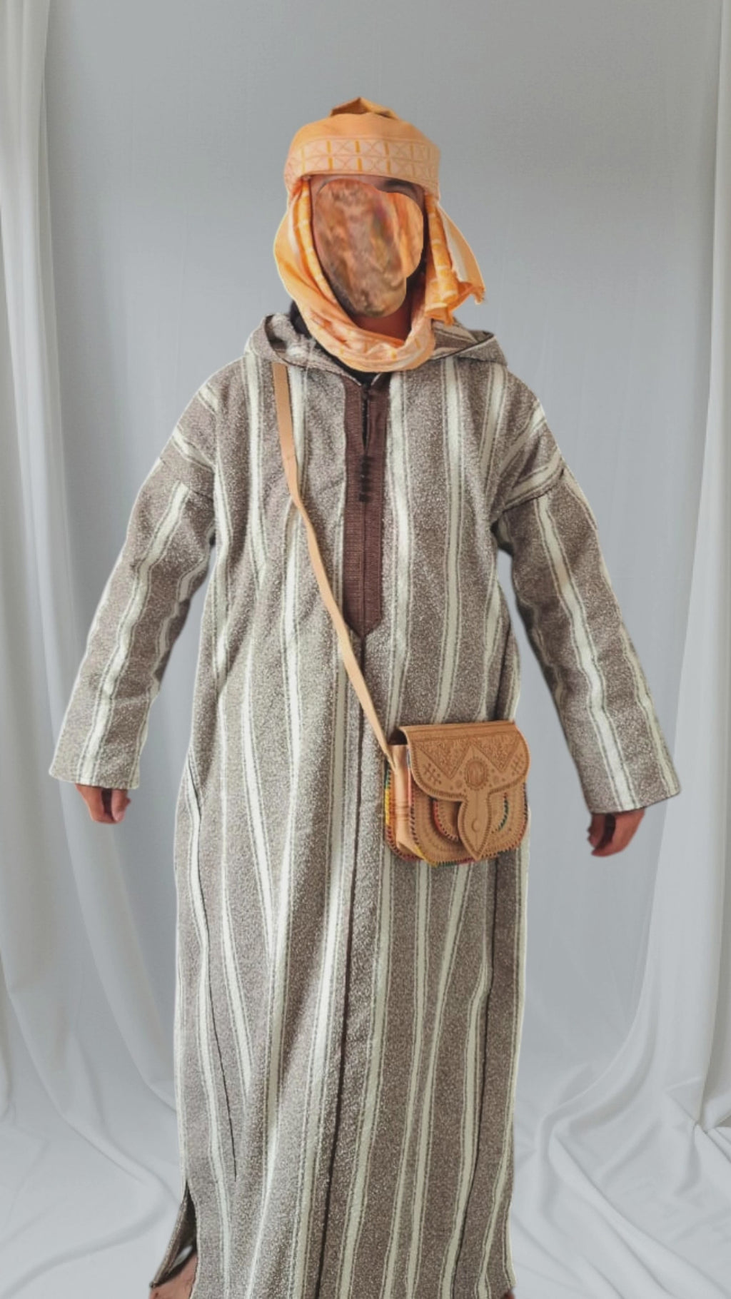 Handmade Moroccan 3-Piece Set – Djellaba, Turban & Leather Bag – Traditional Berber Outfit