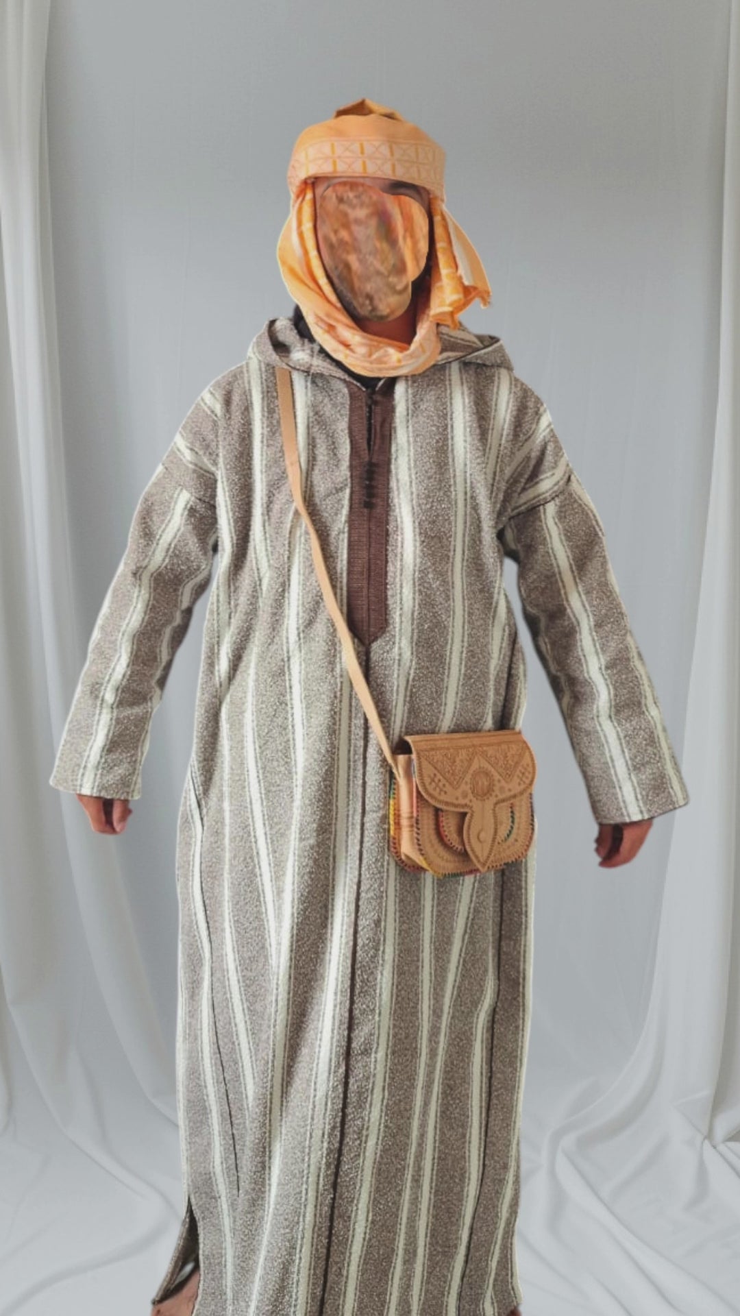 Handmade Moroccan 3-Piece Set – Djellaba, Turban & Leather Bag – Traditional Berber Outfit